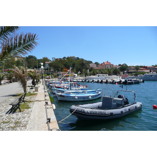 照片 法国(France) 波克罗勒岛(Porquerolles Island) 波克罗勒港(Porquerolles harbour) 2008-05 60