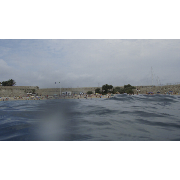 照片 法国(France) 昂蒂布(Antibes) 格拉韦特海滩(Plage de la Gravette) 2007-08 21