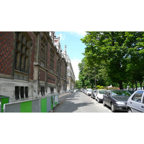 照片 法国(France) 巴黎(Paris) 第十七区(17th Arrondissement) 马勒泽布广场(Place Malesherbes) 2007-05 7