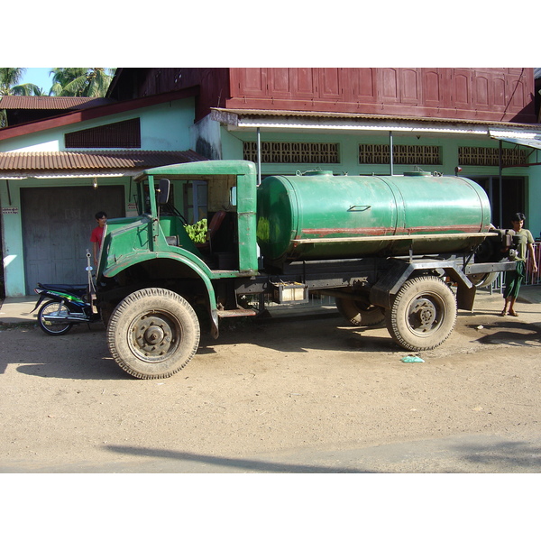 照片 缅甸(Myanmar) 丹老(Myeik (Mergui)) 2005-01 195