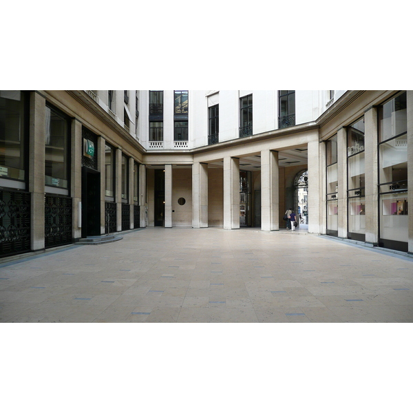 照片 法国(France) 巴黎(Paris) 旺多姆广场(Place Vendome) 2007-07 45