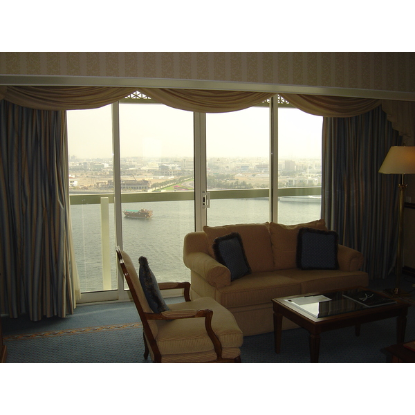 照片 阿联酋(United Arab Emirates) 迪拜(Dubai) 迪拜河喜来登酒店(Sheraton Dubai Creek Hotel) 2005-03 35