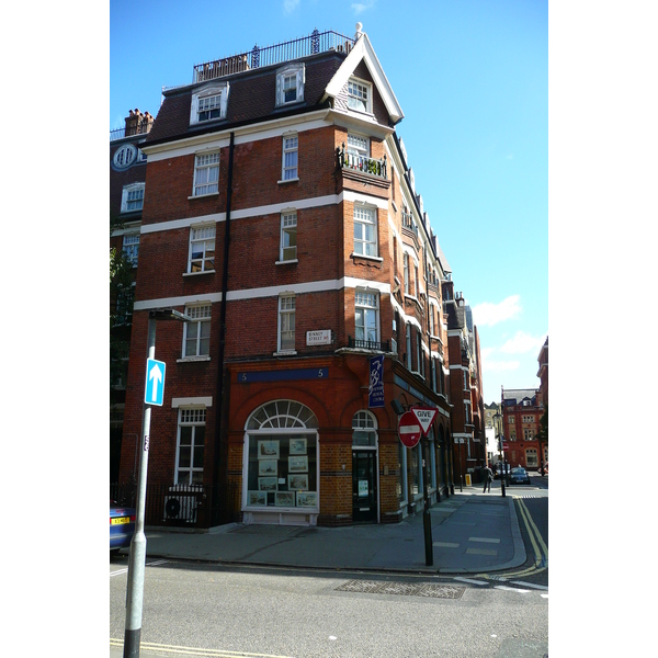 照片 英国(United Kingdom) 伦敦(London) 称重房街(WeighHouse Street) 2007-09 16
