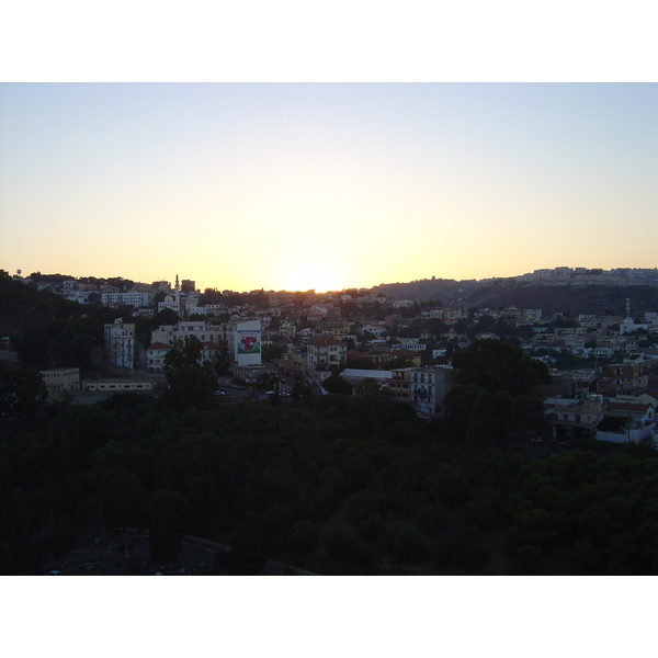 照片 阿尔及利亚(Algeria) 阿尔及尔(Algiers) 2004-09 18