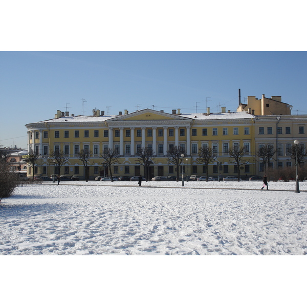 照片 俄罗斯(Russia) 圣彼得堡(St Petersburg) 战神广场(Marsovo Pole) 2006-03 3