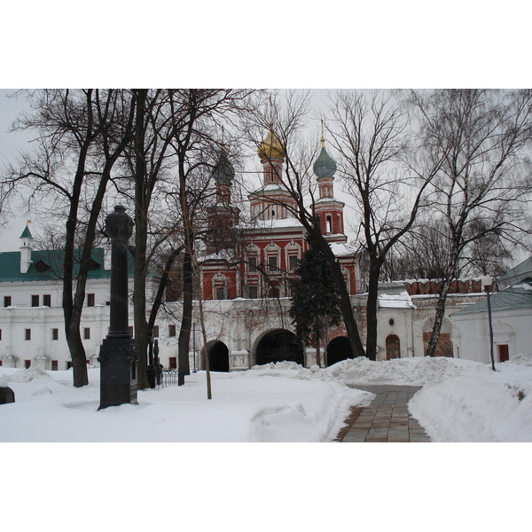 照片 俄罗斯(Russia) 莫斯科(Moscow) 新圣女修道院及公墓(Novodevichy Convent and Cemetery) 2006-03 9