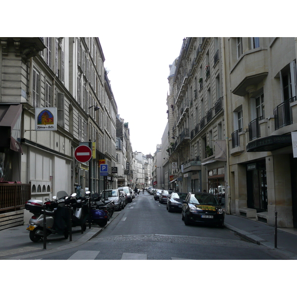 照片 法国(France) 巴黎(Paris) 第十七区(17th Arrondissement) 瓦格拉姆大街(Avenue de Wagram) 2007-05 34