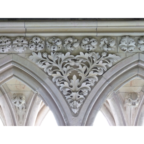 照片 法国(France) 圣米歇尔山(Mont St Michel) 圣米歇尔山修道院回廊(Mont St Michel Abbey Cloister) 2010-04 75