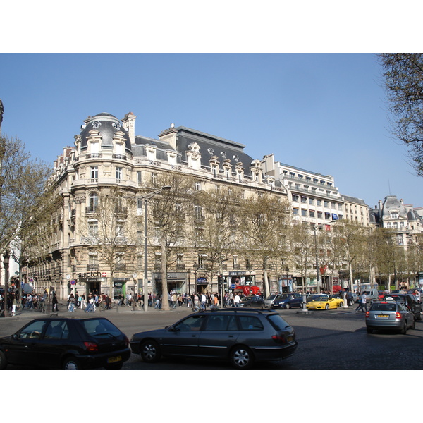 照片 法国(France) 巴黎(Paris) 香榭丽舍大街(Champs Elysees) 2006-04 34