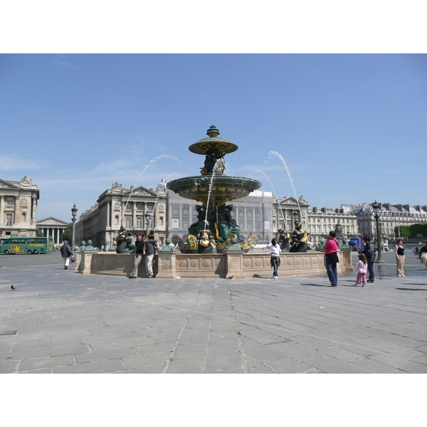 照片 法国(France) 巴黎(Paris) 协和广场(La Concorde) 2007-05 37