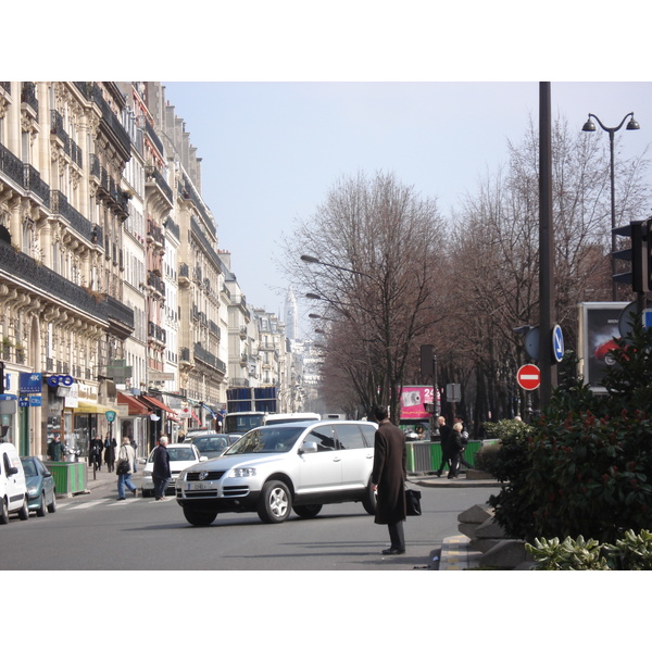 照片 法国(France) 巴黎(Paris) 第十七区(17th Arrondissement) 库尔塞勒大道(Boulevard de Courcelles) 2006-03 25
