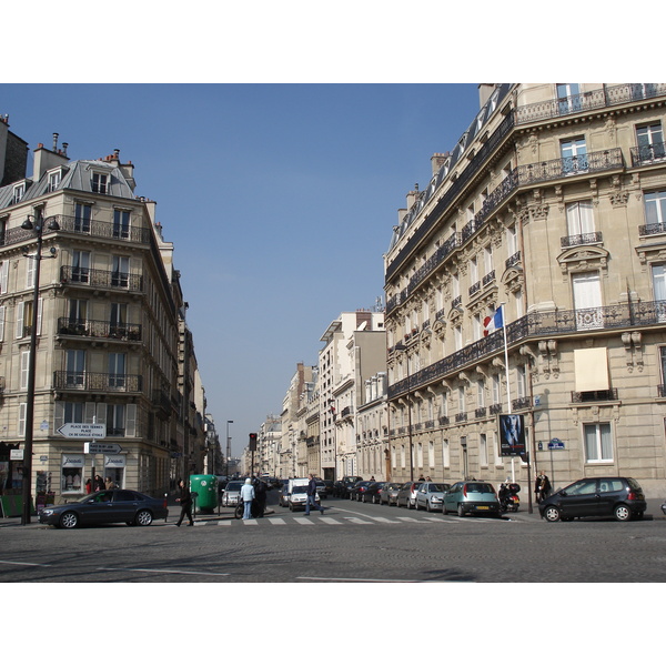 照片 法国(France) 巴黎(Paris) 第十七区(17th Arrondissement) 库尔塞勒大道(Boulevard de Courcelles) 2006-03 10