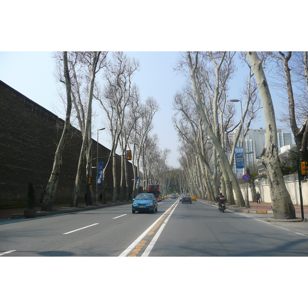 照片 土耳其(Turkey) 伊斯坦布尔(Istanbul) 博斯普鲁斯海峡(Bosphorus) 2009-04 13