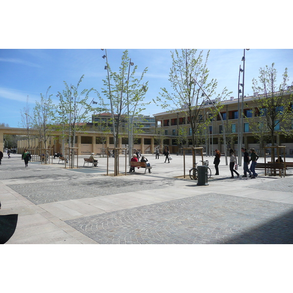 照片 法国(France) 普罗旺斯地区艾克斯(Aix en Provence) 艾克斯西区(Aix West) 2008-04 44
