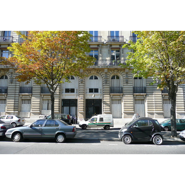 照片 法国(France) 巴黎(Paris) 奥什大街(Avenue Hoche) 2007-09 0