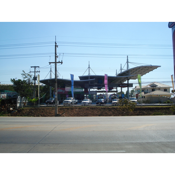 照片 泰国(Thailand) 彭世洛(Phitsanulok) 友谊路(Mittraparp Road) 2008-01 106