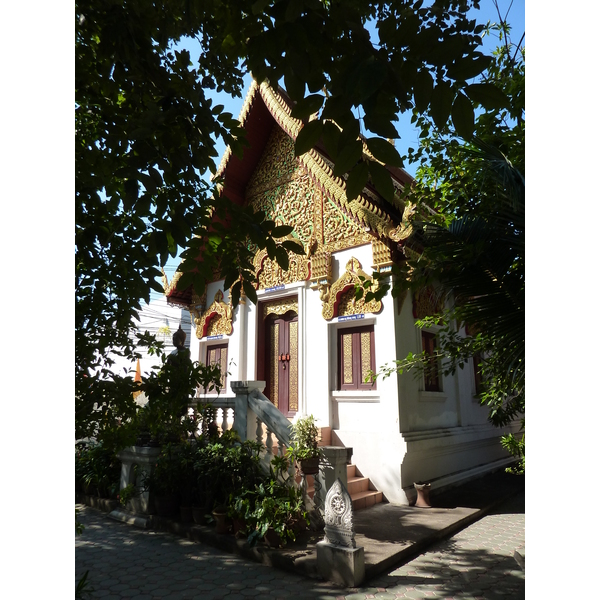 照片 泰国(Thailand) 清迈(Chiang Mai) 拉查丹嫩路(Rachadamnoen road) 2009-12 8
