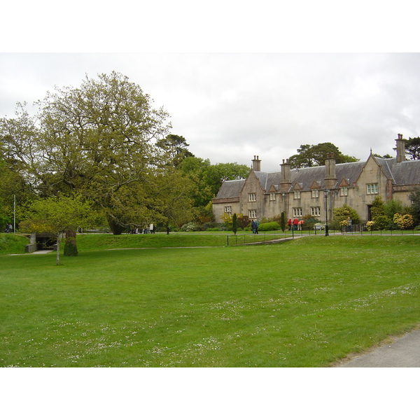 照片 爱尔兰(Ireland) 凯里郡(Kerry) 基拉尼国家公园(Killarney National Park) 马克罗斯庄园(Muckross House) 2004-05 31