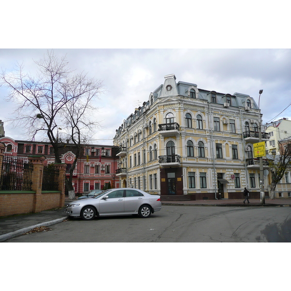 照片 乌克兰(Ukraine) 基辅(Kiev) 波季尔西区(Podil West) 2007-11 20