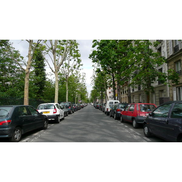 照片 法国(France) 巴黎(Paris) 第十七区(17th Arrondissement) 瓦格拉姆广场(Place Wagram) 2007-05 5