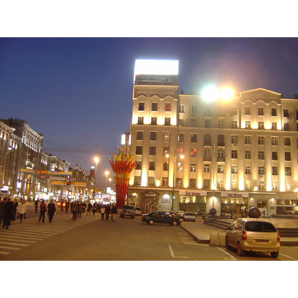 照片 俄罗斯(Russia) 莫斯科(Moscow) 特维尔大街(Tverskaya Street) 2005-04 144