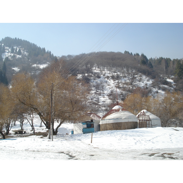 照片 哈萨克斯坦(Kazakhstan) 伊犁阿拉套国家公园(Ile Alatau National Park) 2007-03 102