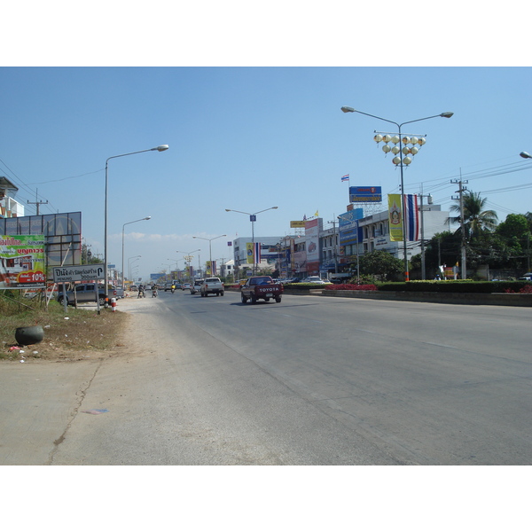 照片 泰国(Thailand) 彭世洛(Phitsanulok) 友谊路(Mittraparp Road) 2008-01 76