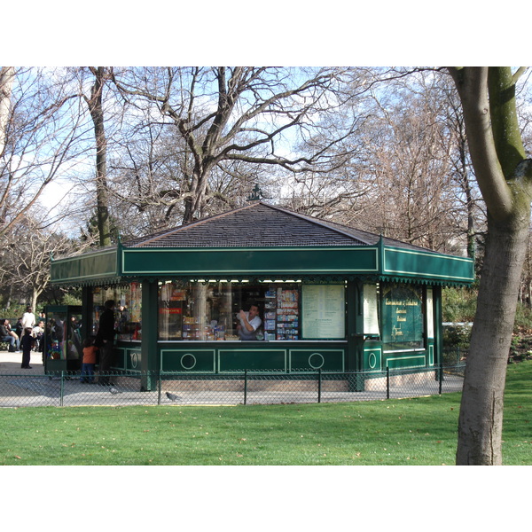 照片 法国(France) 巴黎(Paris) 蒙索公园(Monceau Garden) 2006-03 46