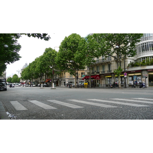 照片 法国(France) 巴黎(Paris) 马勒泽布大道(Boulevard Malesherbes) 2007-05 102