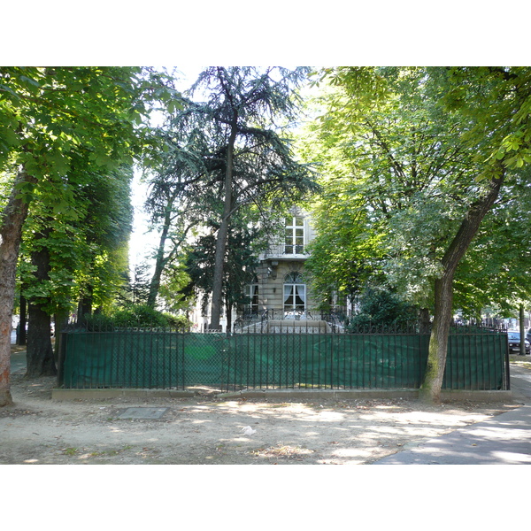 照片 法国(France) 巴黎(Paris) 米埃特门(Porte de la Muette) 2007-08 30
