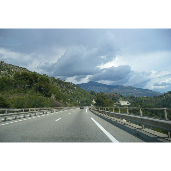 照片 法国(France) 蔚蓝海岸(French Riviera) 尼斯至芒通公路(Nice to Menton road) 2008-03 91