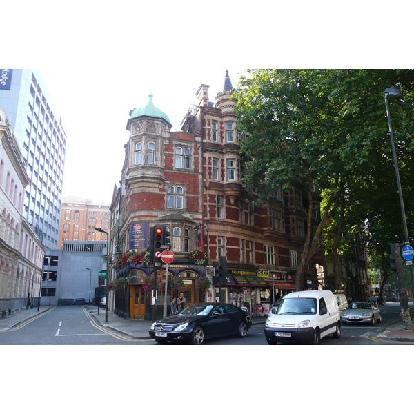 照片 英国(United Kingdom) 伦敦(London) 沙夫茨伯里大道(Shaftesbury Avenue) 2007-09 10
