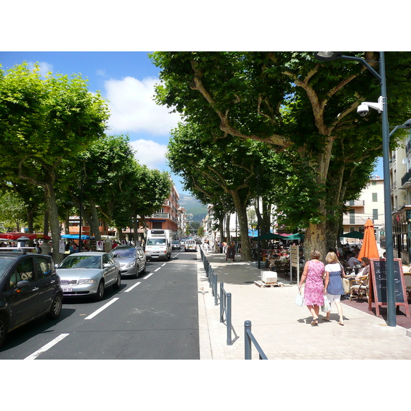 照片 法国(France) 旺斯(Vence) 大花园广场(Place du Grand Jardin) 2007-07 0