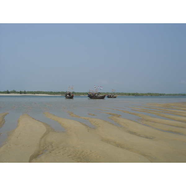 照片 缅甸(Myanmar) 茂马干北部(Maungmagan North) 2005-01 22