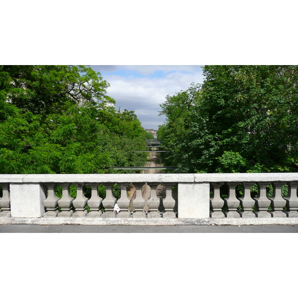 照片 法国(France) 巴黎(Paris) 第十七区(17th Arrondissement) 瓦格拉姆广场(Place Wagram) 2007-05 15