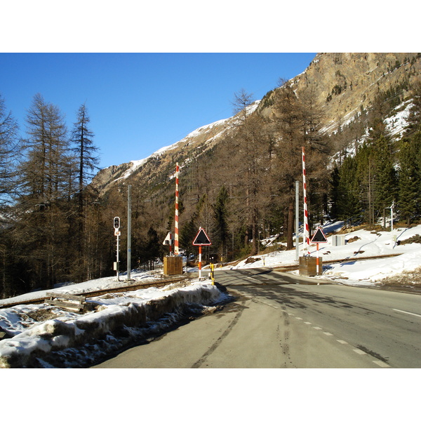 照片 瑞士(Switzerland) 蓬特雷西纳至比安科湖(From Pontresina to Lago Bianco) 2007-01 12
