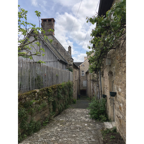 照片 法国(France) 蒂雷讷(Turenne) 2018-04 75