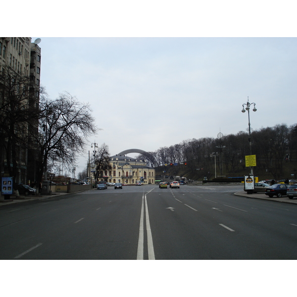 照片 乌克兰(Ukraine) 基辅(Kiev) 赫雷夏蒂克大街(Kreschatyk Street) 2007-03 20