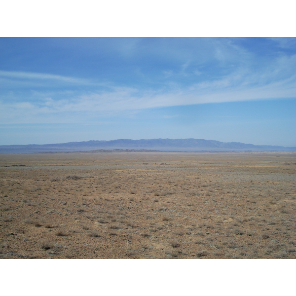 照片 哈萨克斯坦(Kazakhstan) 阿拉木图至恰伦峡谷公路(Almaty to Charyn Canyon road) 2007-03 46