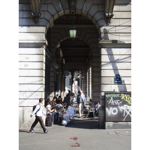 照片 法国(France) 巴黎(Paris) 圣拉扎尔火车站(Gare St Lazare) 2007-07 30