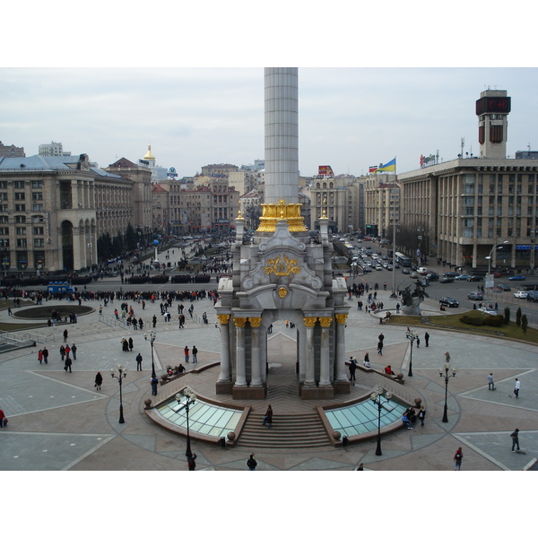 照片 乌克兰(Ukraine) 基辅(Kiev) 赫雷夏蒂克大街(Kreschatyk Street) 2007-03 61