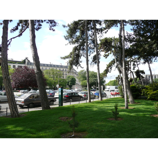 照片 法国(France) 巴黎(Paris) 福煦大街(Avenue Foch) 2007-06 22