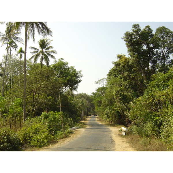 照片 缅甸(Myanmar) 土瓦至茂马干海滩公路(Road from Dawei to Maungmagan beach) 2005-01 5