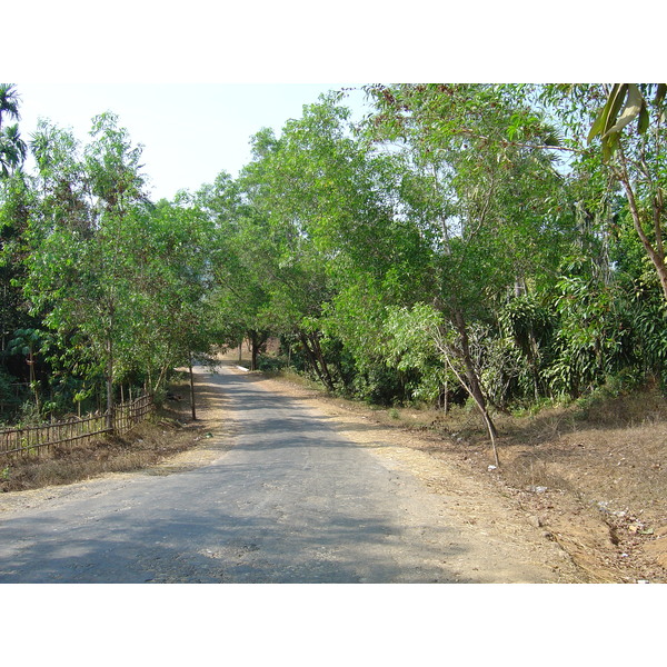 照片 缅甸(Myanmar) 土瓦至茂马干海滩公路(Road from Dawei to Maungmagan beach) 2005-01 2