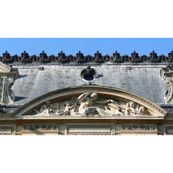 照片 法国(France) 巴黎(Paris) 卢浮宫(Louvre) 卢浮宫临河立面(Riverside facade of Louvre) 2007-07 61