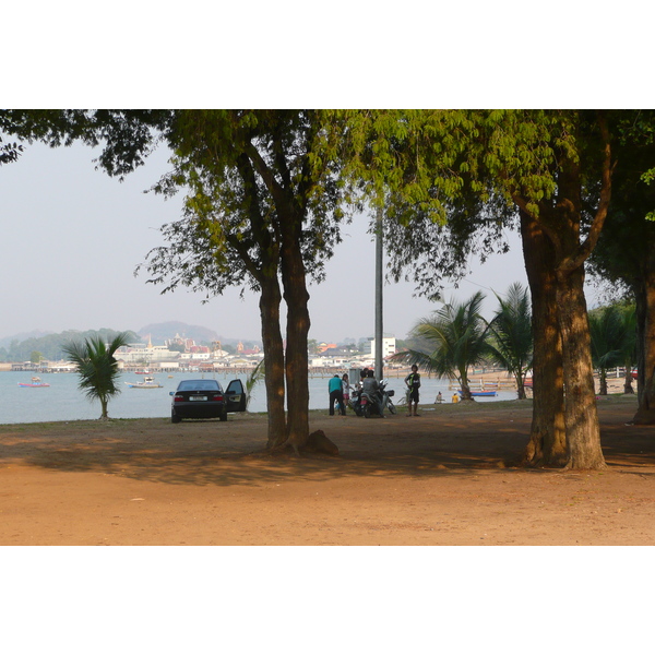 照片 泰国(Thailand) 春武里(Chonburi) 泰国皇家海军春蓬基地(Choumpon Royal Thai Navy) 2008-01 44