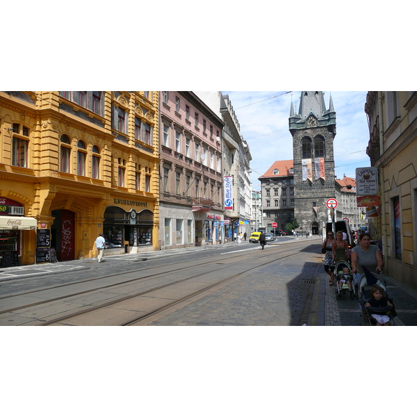 照片 捷克(Czech Republic) 布拉格(Prague) 因德日什卡街(Jindrisska) 2007-07 3