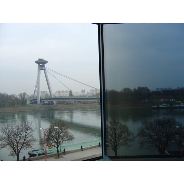 照片 斯洛伐克(Slovakia) 布拉迪斯拉发(Bratislava) 多瑙河酒店(Danube Hotel) 2004-11 0