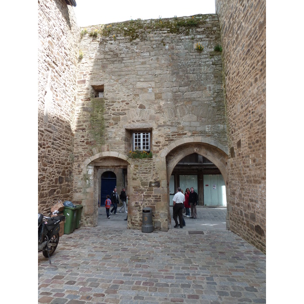 照片 法国(France) 迪南(Dinan) 迪南钟楼(Dinan clock tower) 2010-04 30