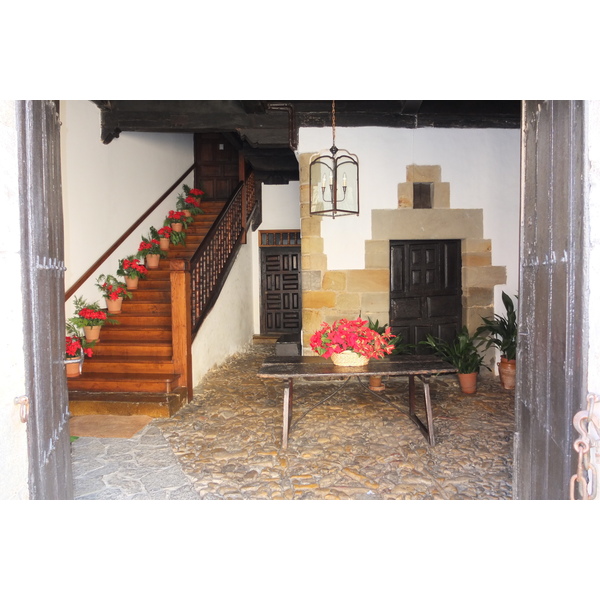照片 西班牙(Spain) 桑蒂利亚纳德尔马尔(Santillana del Mar) 2013-01 16